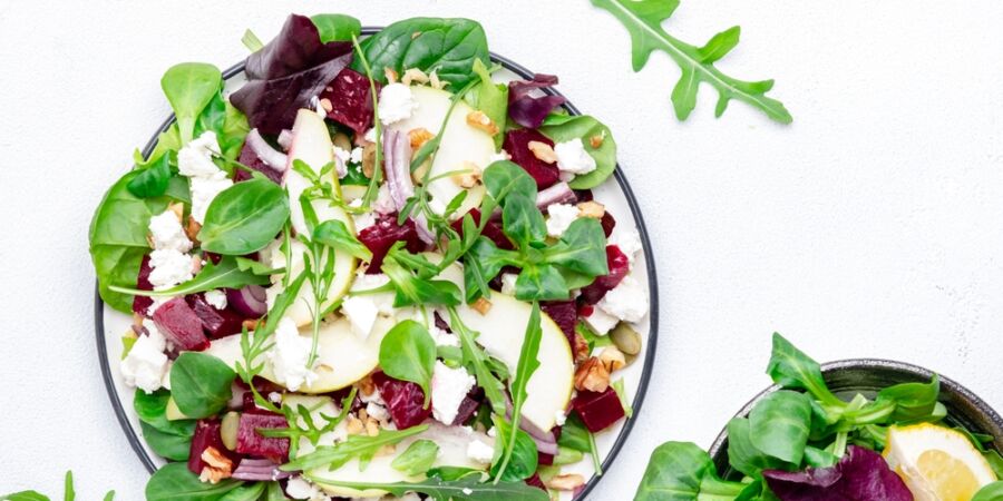 Jsou balené saláty bez rizik? Modifikovaná atmosféra udržuje vzhled salátu, ale nebrání mikrobiálnímu růstu