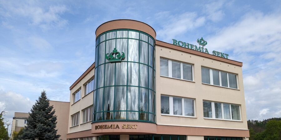 Bohemia Sekt má jednu z nejmodernějších technologií: Stáčecí linka za 80 milionů