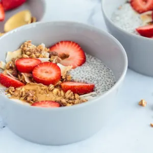 Trápíte se příznaky klimakteria, PMS? Fytohormony vám mohou pomoci překonat bouřlivé dny