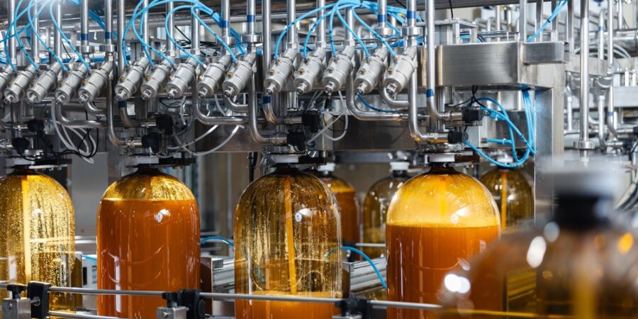 Studie: Na výrobu litru piva je potřeba stejně vody jako na 100 gramů brambor
