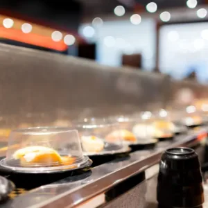 Bufet bez hranic? All You Can Eat podporuje nezdravé návyky i potravinový odpad