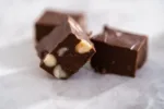 12. května připadá na Den ořechového fudge: Původně vznikl z nepovedeného karamelu
