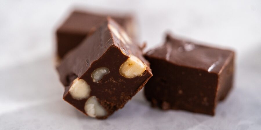 12. května připadá na Den ořechového fudge: Původně vznikl z nepovedeného karamelu