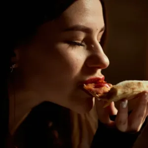 Pizza už nemusí znamenat nutriční past – nové receptury obstojí i v redukčním jídelníčku