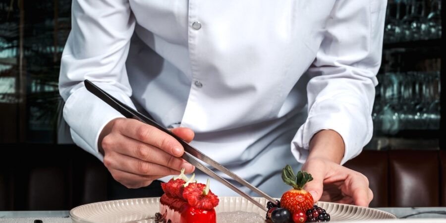 Jídlo v horizontu 5 let? Fine dining ustoupí ulici a umělá inteligence navrhne ideální menu podle vaší DNA