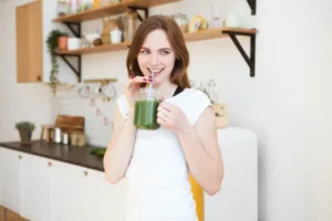 Tělo na stárnutí reaguje po svém a pamatuje si ho jinak. Chlorella může zařídit, že vám to neřekne