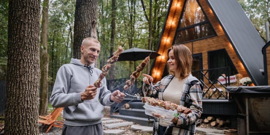 Dnešní den patří barbecue: Grilování nemusí být nebezpečné, pokud znáte ověřená pravidla