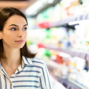 Light, protein a bio. Anebo taky ne. Proč bychom neměli slepě věřit slovům, která zaručují „zdravé“ jídlo?