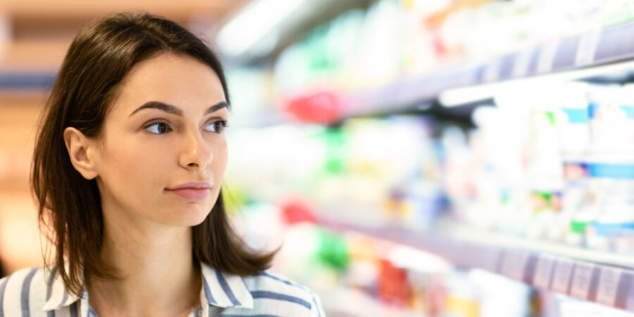 Light, protein a bio. Anebo taky ne. Proč bychom neměli slepě věřit slovům, která zaručují „zdravé“ jídlo?