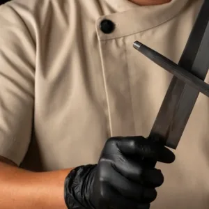 Od pazourku k santoku: Nůž jako příběh lidské kuchyně. Své nože se vyplatí znát