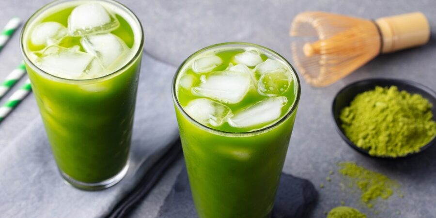 Matcha je sice trendy, ale měli byste ji pít bezpečně. Má to co dělat se železem