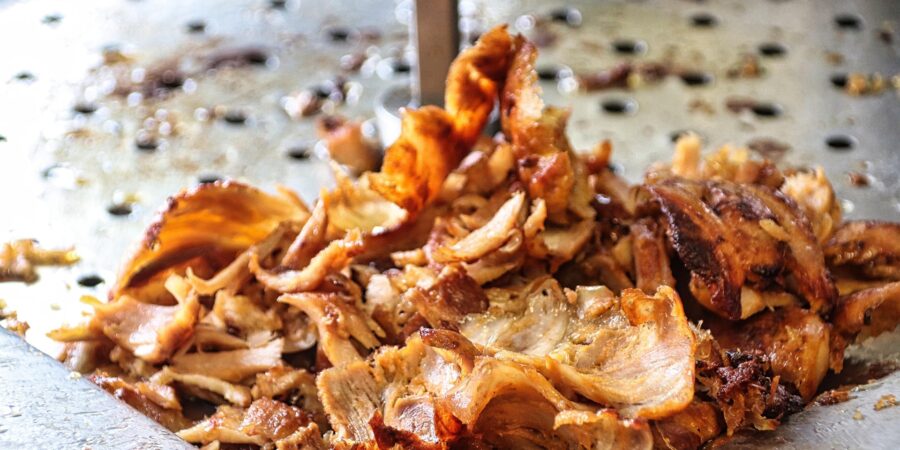 Kebabová horečka sílí: Kde chutná nejlépe a před kterými provozovnami inspekce varuje?