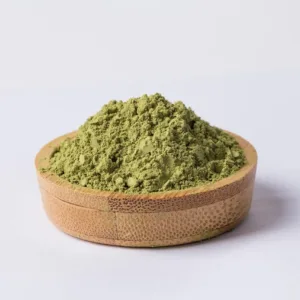Kratom čeká zpřísnění pravidel, lékaři ale varují: Užívání mezi mladistvými prudce přibývá