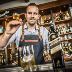 Český barman dobyl Evropu. Martin Vogeltanz triumfoval s koktejlem Green Peace