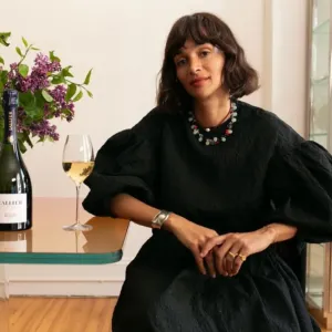 Módní domy i galerie sahají po jejích jedlých instalacích: Egyptská umělkyně Laila Gohar uchvátila svět