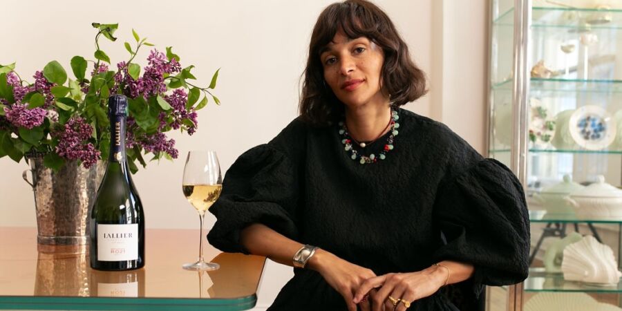 Módní domy i galerie sahají po jejích jedlých instalacích: Egyptská umělkyně Laila Gohar uchvátila svět