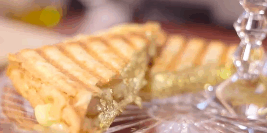 Sendvič slaví svůj den. Ten nejmenší stojí pět tisíc a v New Yorku ho podávají se zlatem