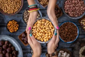 Dnešek patří kešu: Nutričně mají co nabídnout, zároveň jde o potravinu s častým výskytem plísní