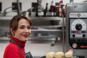 Tereza Kostková: Děti potřebují rodinu, zázemí a lásku – a gastronomie může pomoci víc, než si myslíme