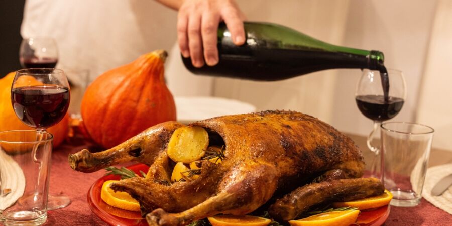 Kdy a proč se z husy stalo božihodní jídlo, bez kterého si české Vánoce neumíme představit?