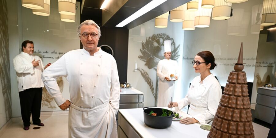 Jeden z nejvlivnějších šéfkuchařů světa Alain Ducasse přesunul těžiště haute cuisine: Od masa k zelenině a obilovinám