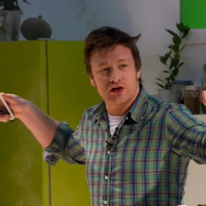 Jamie Oliver přišel s konceptem Get-Ahead Gravy: Lidi má naučit vařit bez stresu