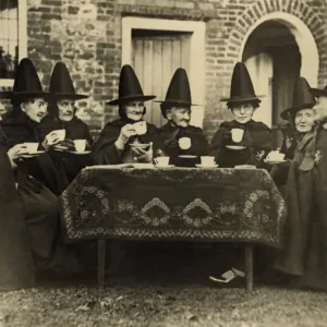 Smrt v šálku Earl Grey: Když viktoriánský čaj barvili měděnkou a olovem