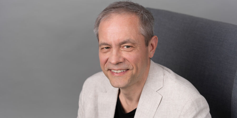 Nová pyramida: Omezte vysoce zpracované potraviny, cukry a rafinovanou mouku, radí specialista na výživu Rudolf Pohl