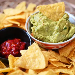 Sváteční křupnutí i za tisíc dolarů: Jak se ze „zmetků“ z Los Angeles stal globální kult