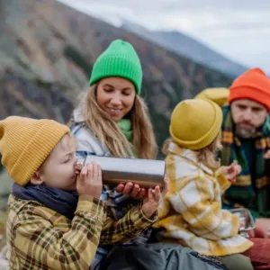 Ideální svačinky na svah, tipy na jarní prázdniny: Jak nakrmit malé lyžaře bez cukrového „dojezdu“