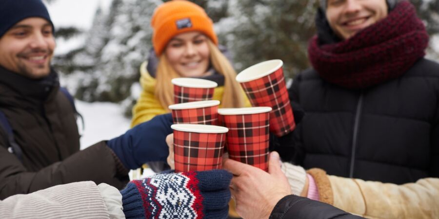 Snažíte se zahřát teplým čajem, polévkou nebo svařákem? Většina zimních rituálů funguje přesně opačně