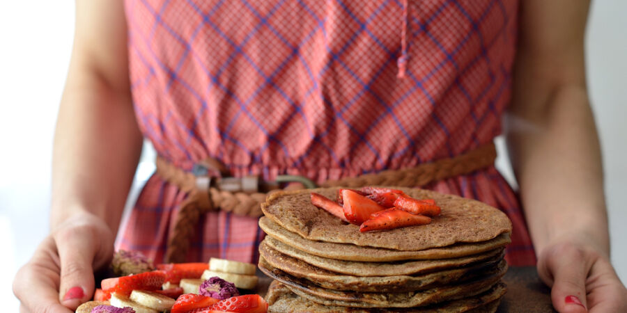 Dnešek patří celozrnným obilovinám! Dodají vám stabilní energii i cenné živiny. Pozor ale na obarvené podvody