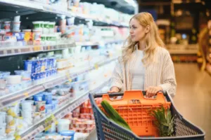 Češi objevují chytrý luxus v kuchyni: Zebra Striping radí, jak vařit skvěle a neutrácet zbytečně