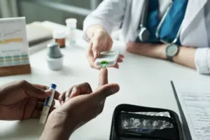 Diabetes 2. typu, hypertenze, ztučnění jater: Jak špatná strava a životní styl zvyšují riziko nejčastějších civilizačních onemocnění?