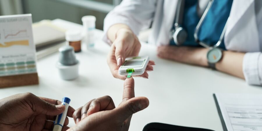 Diabetes 2. typu, hypertenze, ztučnění jater: Jak špatná strava a životní styl zvyšují riziko nejčastějších civilizačních onemocnění?