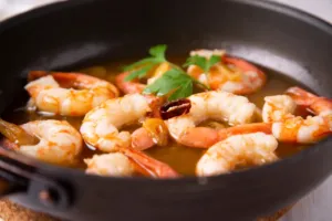 Dnešní den patří „krevetám“: Technika monté au beurre zajistí delikátní chuť, jak na to?