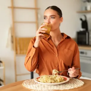 Těžký příbor a lehké tělo: I váha příboru ve vašich rukou dokáže oklamat váš hormon hladu