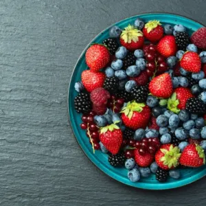 Moc vizuální estetiky: Proč barva potravin ovlivňuje naše smyslové očekávání?