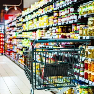 Nová pracovní skupina otevřela citlivé téma falešných slev: Spor o ceny potravin v Česku zdaleka nekončí