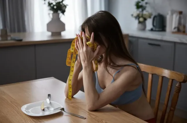 Past jménem BMI kalkulačka a hubnutí: Proč lidské tělo odmítá poslouchat matematické vzorce?