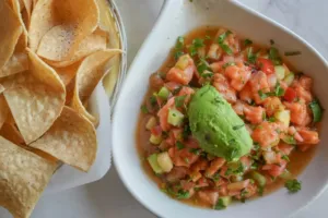 Tygří mléko, ryba a limetka v hlavní roli: Ceviche na peruánský způsob je zdravý hit, šéfkuchař radí, jak ho nepokazit