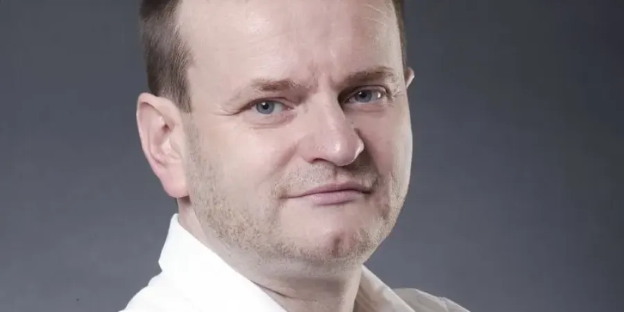 Lék na bolestivou menstruaci máme na talíři: MUDr. Pavel Turčan radí, jak resetovat hormonální cyklus