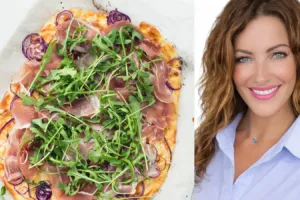 Už ji nebudete připravovat jinak: Rychlá pizza placka z cottage sýra přesvědčí i děti