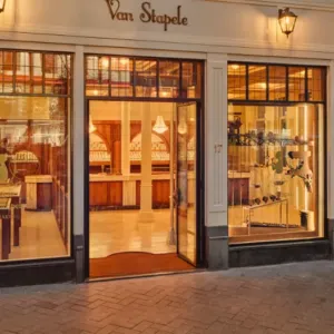 Van Stapele: Vypadá jako luxusní butik, ale prodává jedinou sušenku. V Amsterdamu na ni lidé stojí fronty