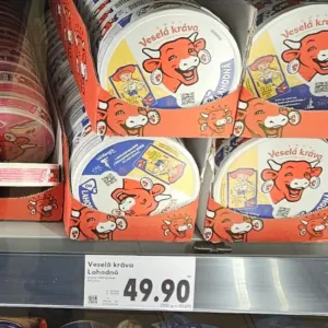 Veselá kráva se po 100 letech přestala smát. Slavné logo zmizelo z tisíců obchodů, zákazníci tápali