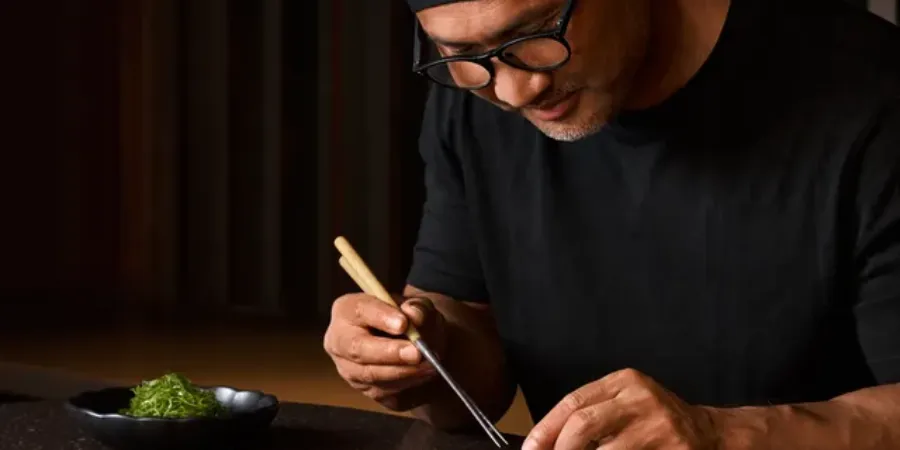 Do Prahy míří nový trend zážitkového stolování. Hosté si sami připravují sushi, první ochutnávky budou za polovinu ceny